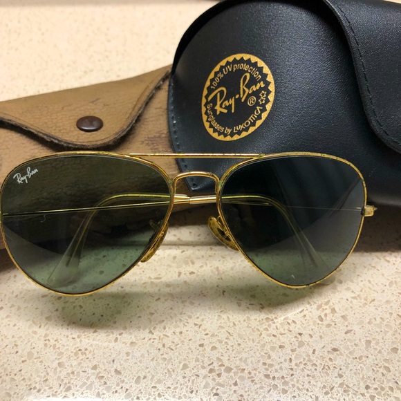 Ray-Ban Accessories - Vintage Ray-Ban aviators. Original case & brand new case included